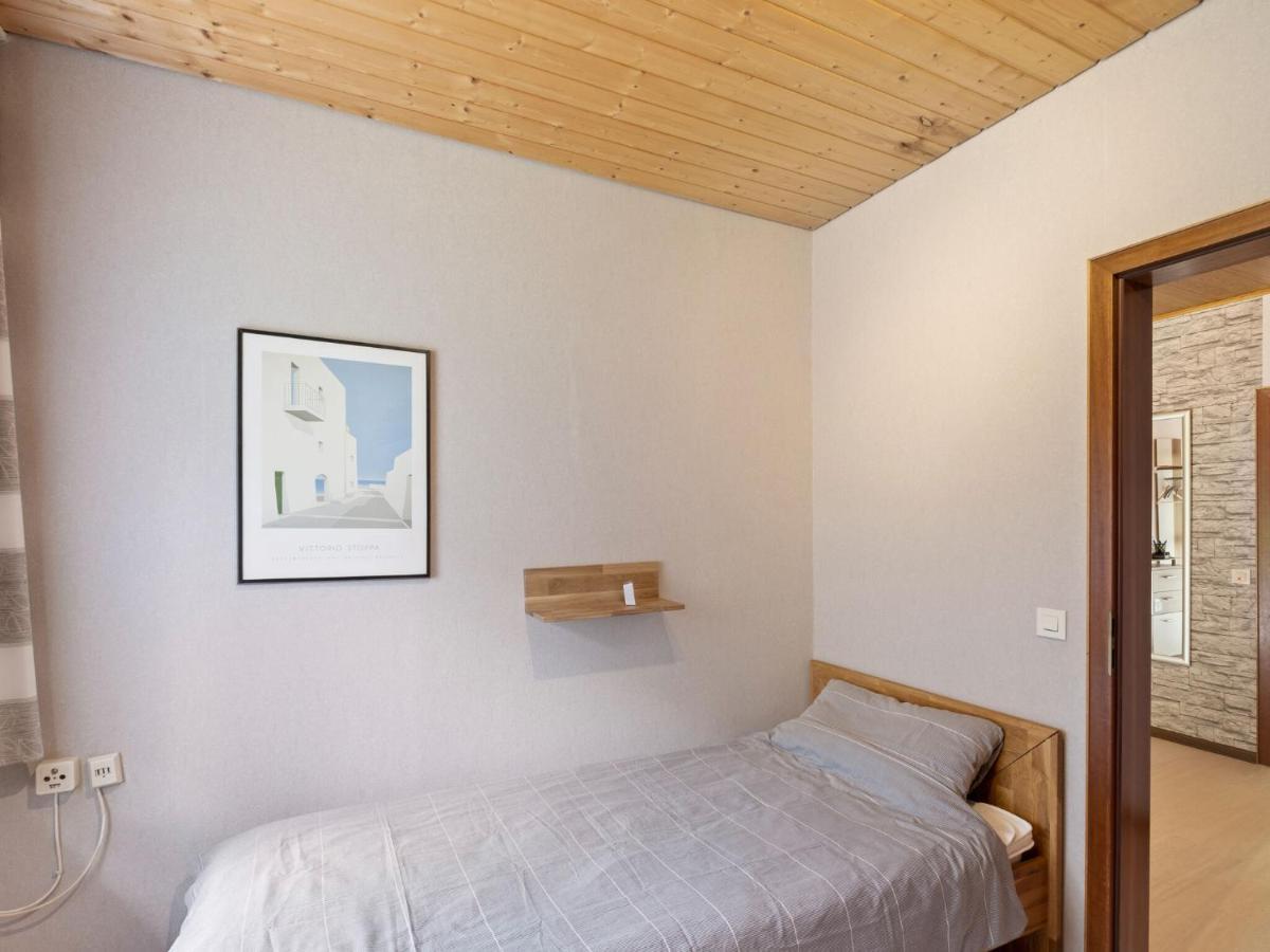 Idyllic Bungalow In Feusdorf With Forest View Exterior photo